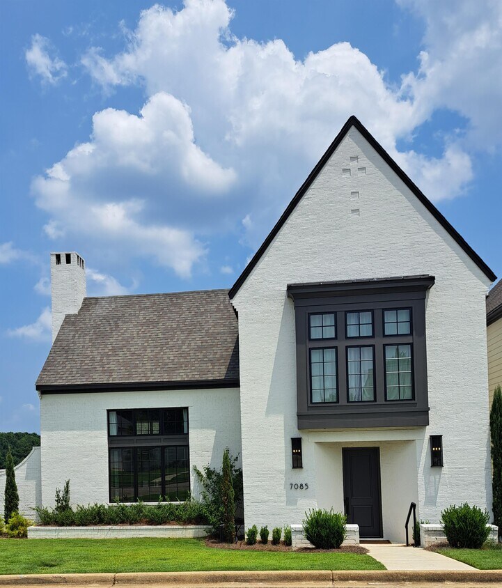Foto principal - 7085 Fain Park Dr