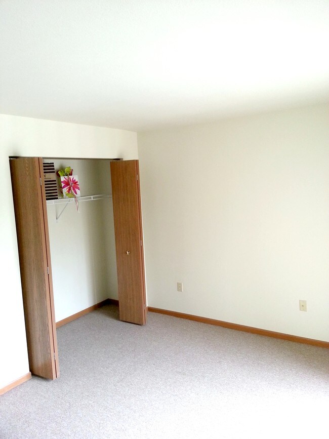 Meridian Stratford Place Apartments Apartments East Lansing, MI