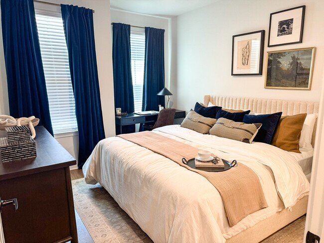 Building Photo - Cantara at Legacy Pointe