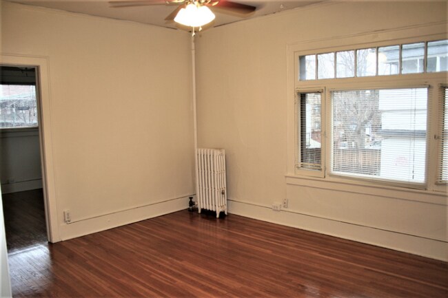 Building Photo - 1125 N Marion St