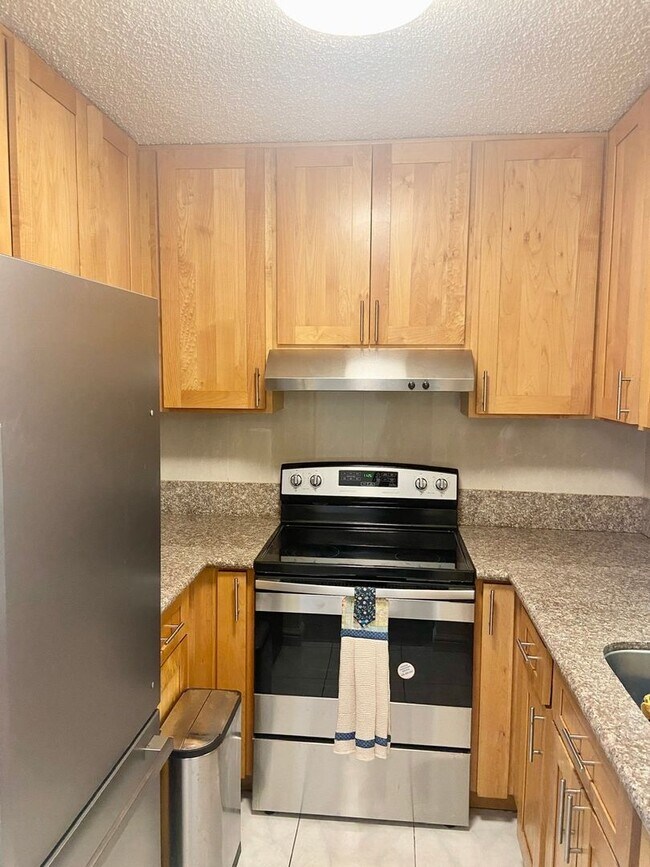 Foto del edificio - Renovated 1 bedroom 1 bath near Schofield Barracks!