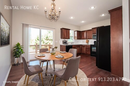 Foto del edificio - 7420 McCoy St