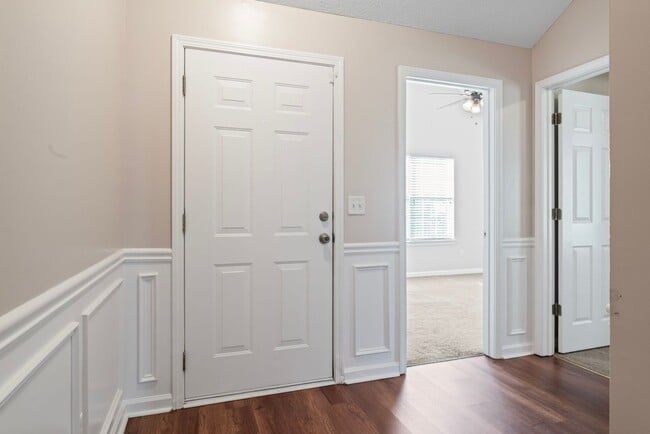 Building Photo - 1650 Deer Crossing Terrace