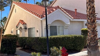 Building Photo - 5252 Island Chain Rd