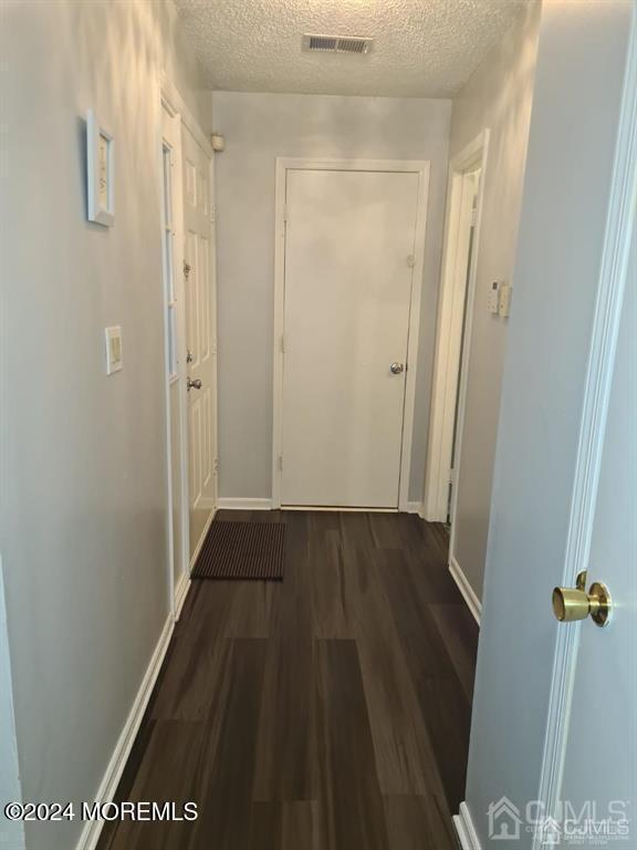 Foto del edificio - 36 Upperbrook Ct