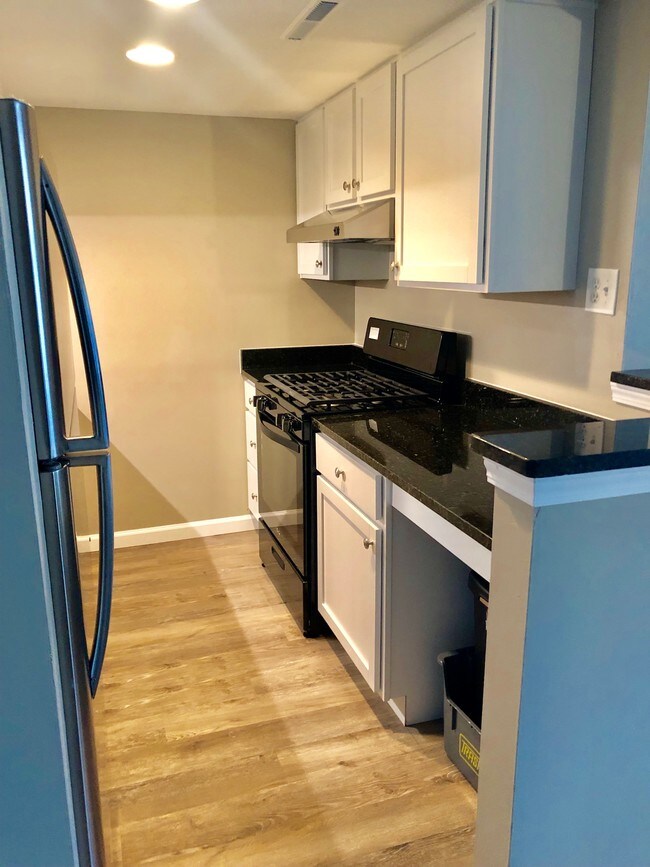 The Charles at Bexley Apartments Columbus, OH