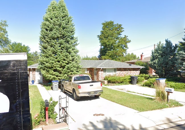 1 Bedroom & 1 Bath Duplex - 1 Bedroom & 1 Bath Duplex Apartment