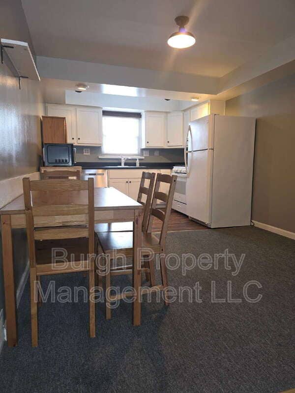 Building Photo - 5114 Lotus Wy