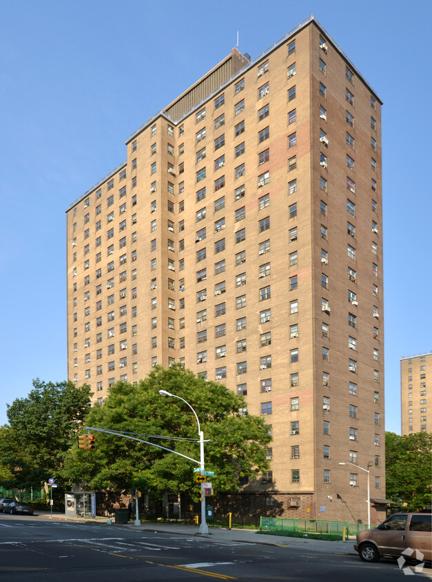 Murphy - Apartments in Bronx, NY | Apartments.com