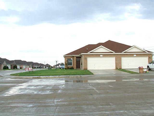 Foto principal - 422 Blake Ln