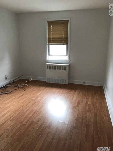 Foto del edificio - 215-20 46th Ave