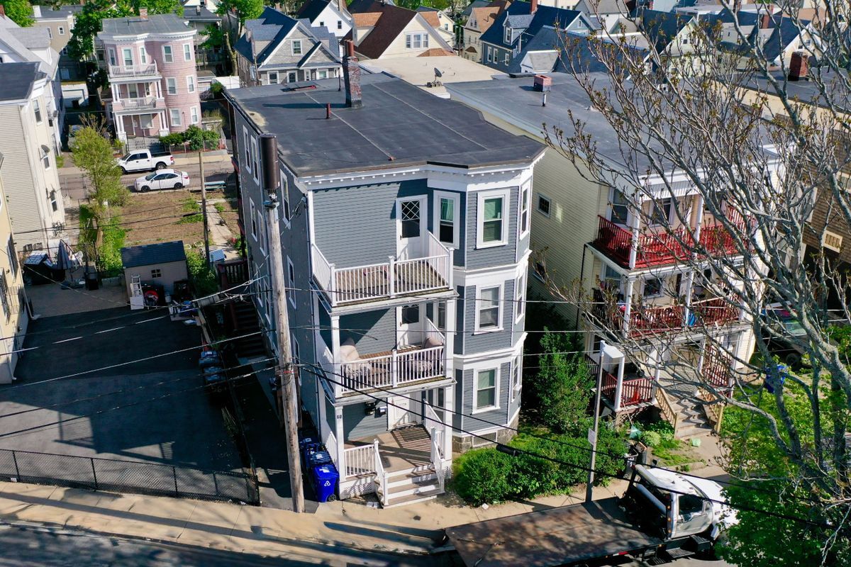 Foto principal - 60 Bellevue St