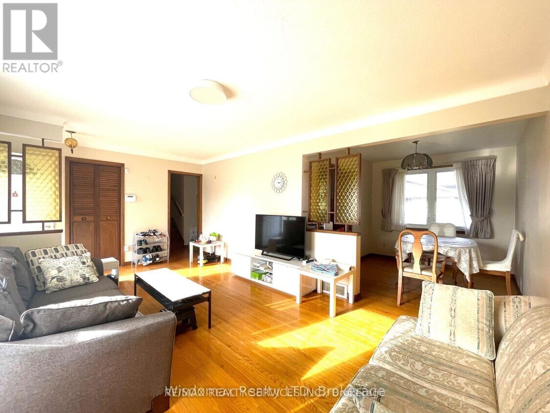 Building Photo - 1 Donlon Cir