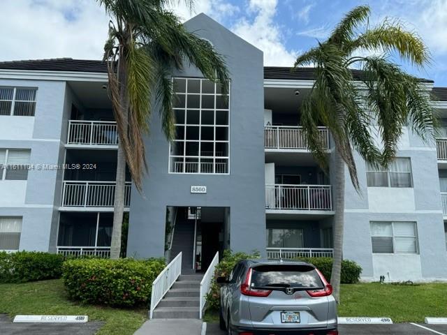 Primary Photo - 8560 SW 212th St