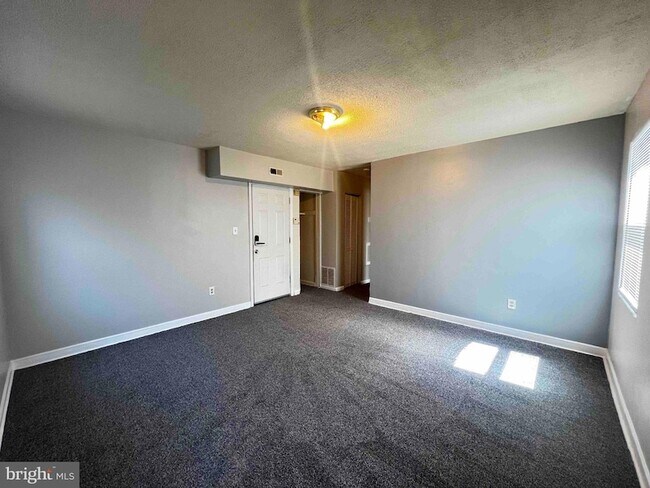 Foto del edificio - 3212 28th St SE