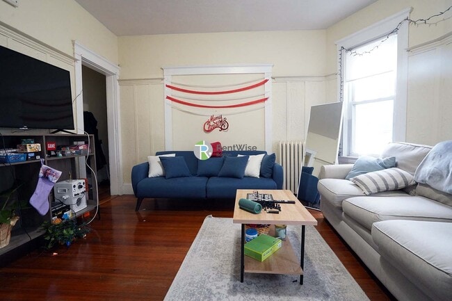 Photo - 25 Linden St Apartment