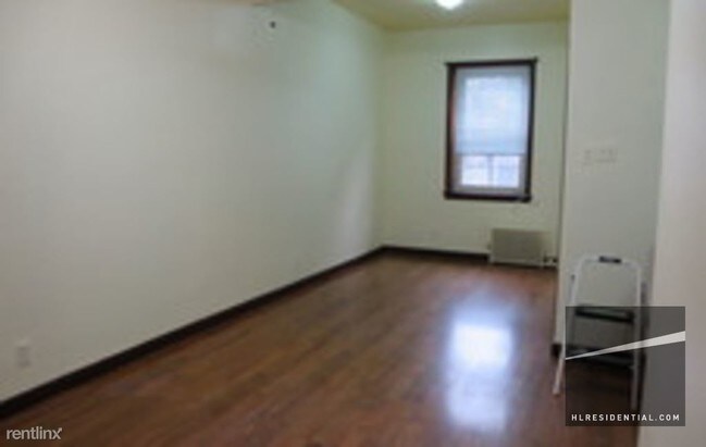 Building Photo - 4313 34th Ave