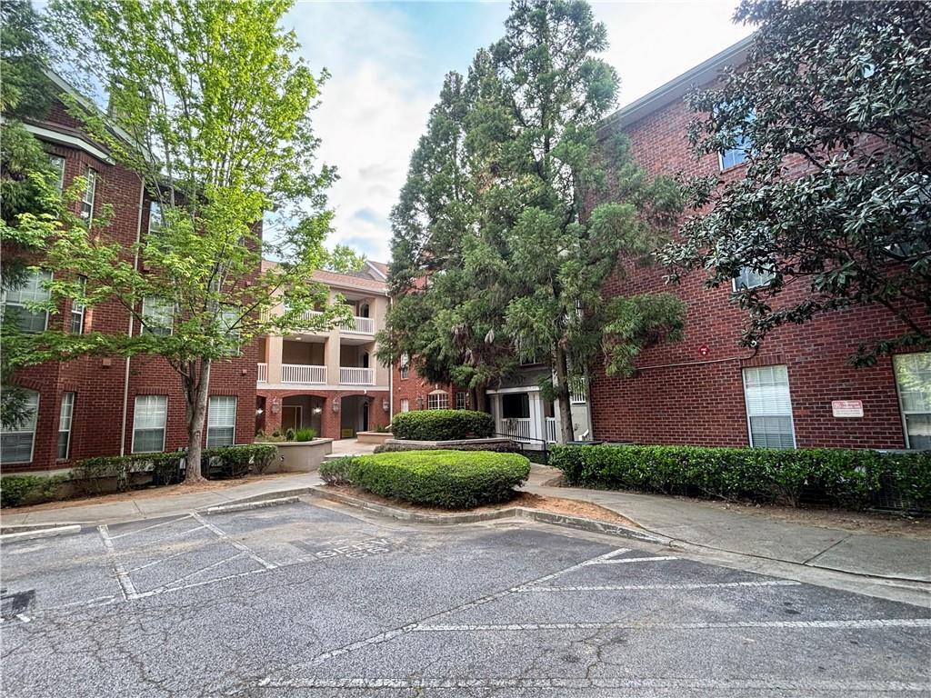 Primary Photo - 5641 Roswell Rd