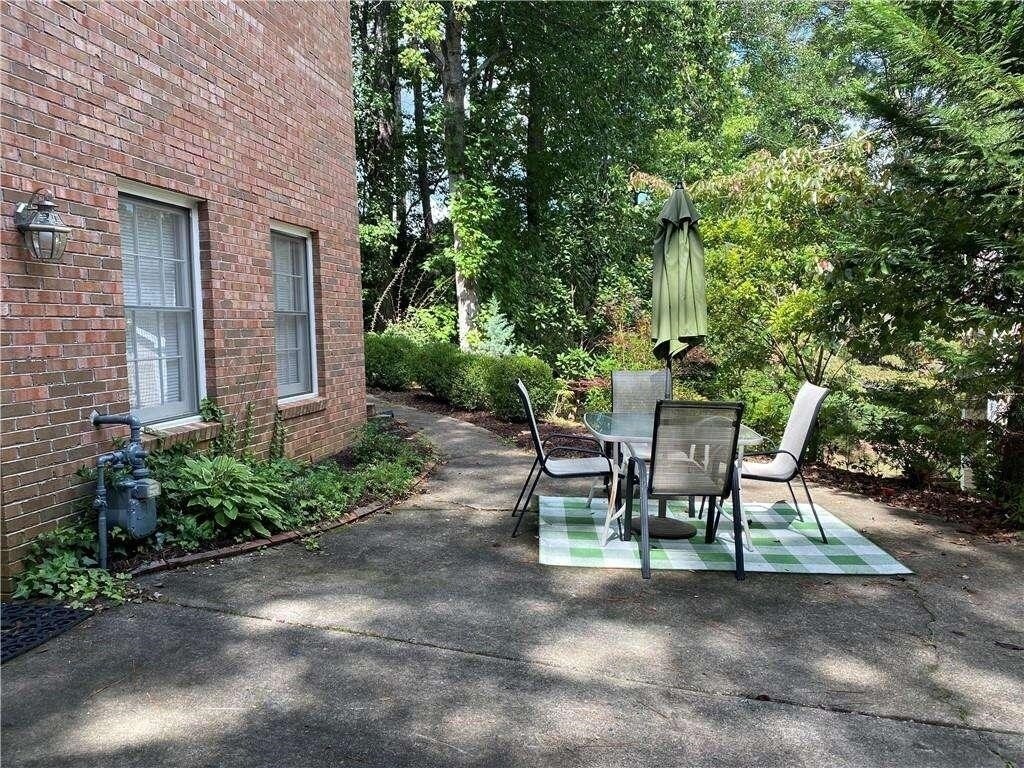 Foto principal - 1410 Tennis Ct Pl