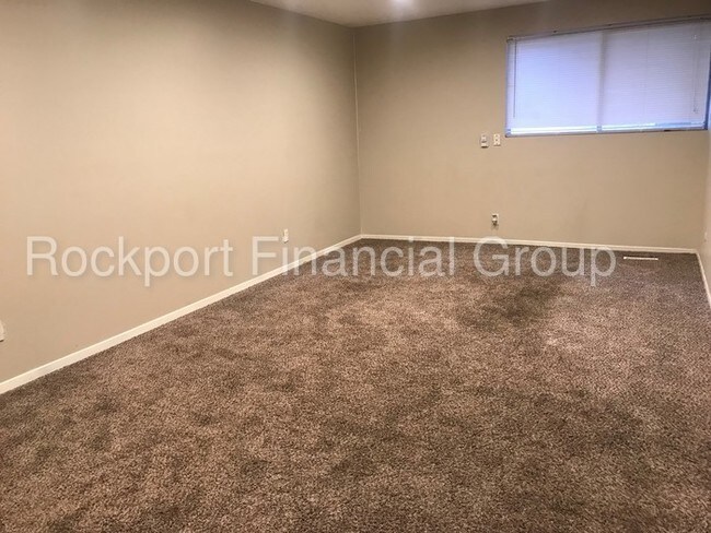 Foto del edificio - One Bedroom Apartment Close to Downtown!