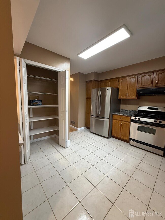 Foto del edificio - 2802 Deerfield Dr