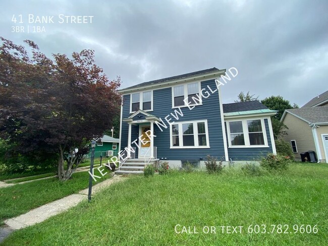 Building Photo - Beautiful 3 Bedroom Home Available! Manche...
