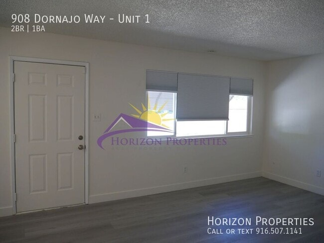 Building Photo - 908 Dornajo Way