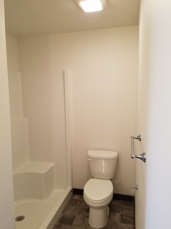 Building Photo - 1512 Butler Creek Ave