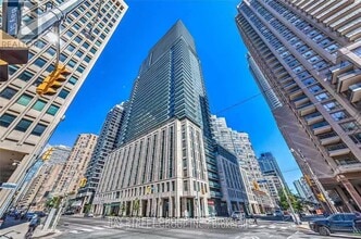 Building Photo - 955 Bay St.