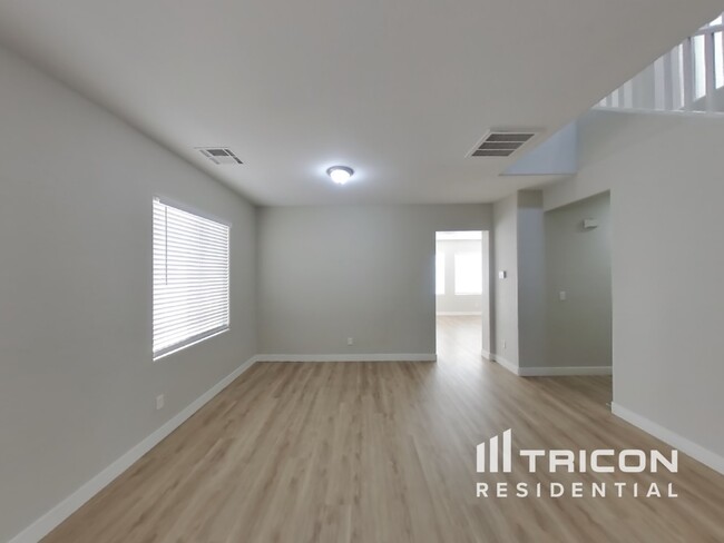 Building Photo - 4345 Santa Clarita Avenue Las Vegas NV