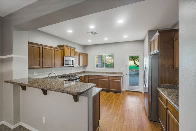 Foto del edificio - 1622 W Big Oak St