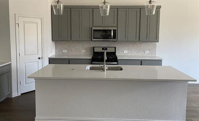 Foto del edificio - 1736 Everglades Dr