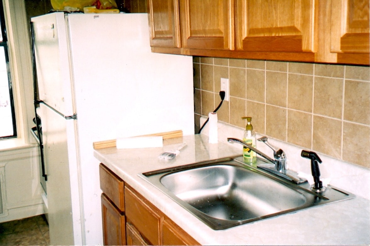 Kitchen Area - 22-26 Weldon St