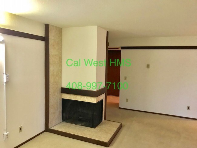 Foto del edificio - 500 W Middlefield Rd