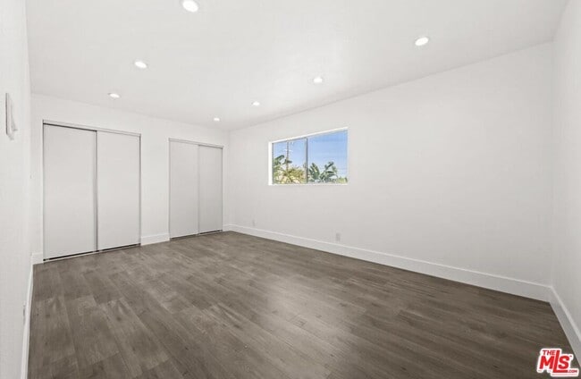 Foto del edificio - 6257 Lindley Ave