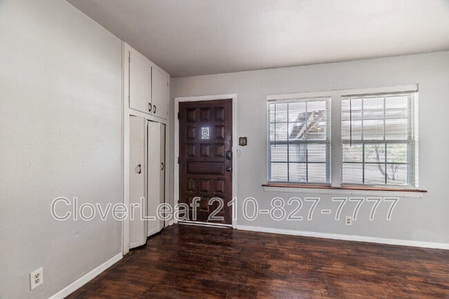 Foto del edificio - 231 Craigmont Ln