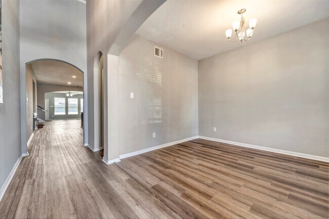 Foto del edificio - 3714 Logandale Ridge Ln