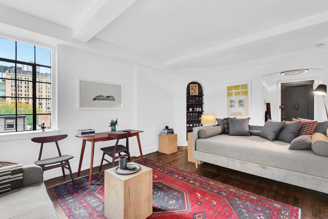 81 Irving Pl Unit 8A, New York, NY 10003 Room for Rent in New York