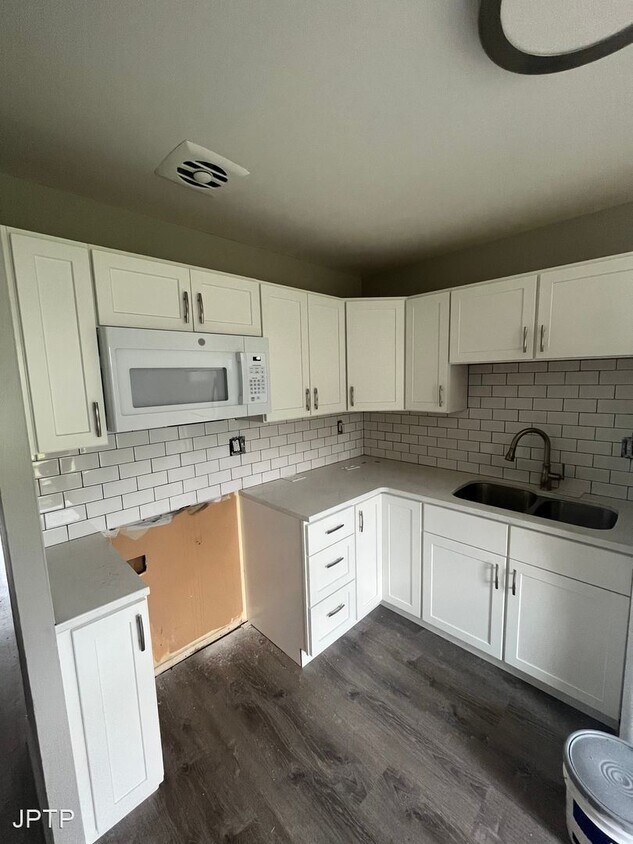 Primary Photo - 2 br, 1 bath House - 2501 Cypress Drive