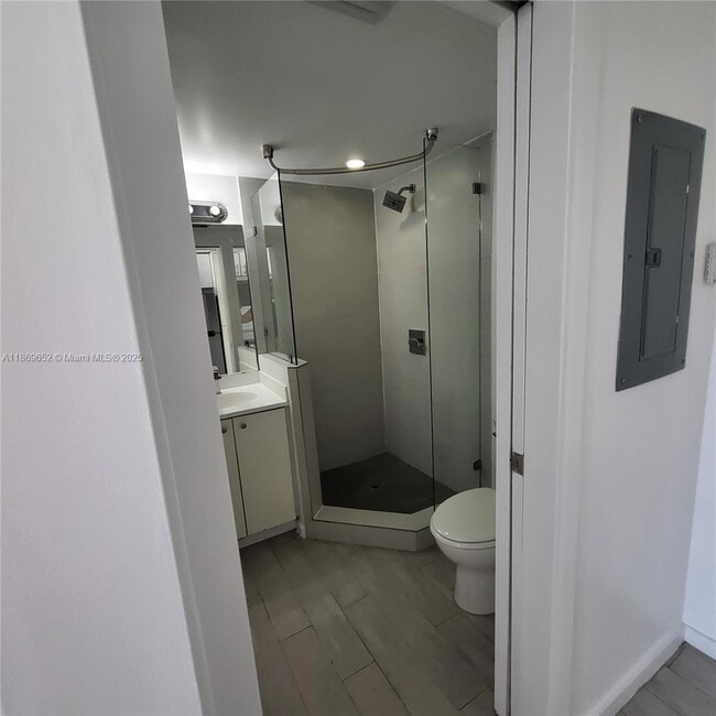 Foto del edificio - 1601 Meridian Ave