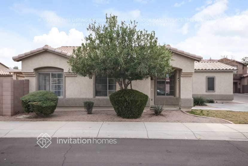 Primary Photo - 2593 E Riviera Dr