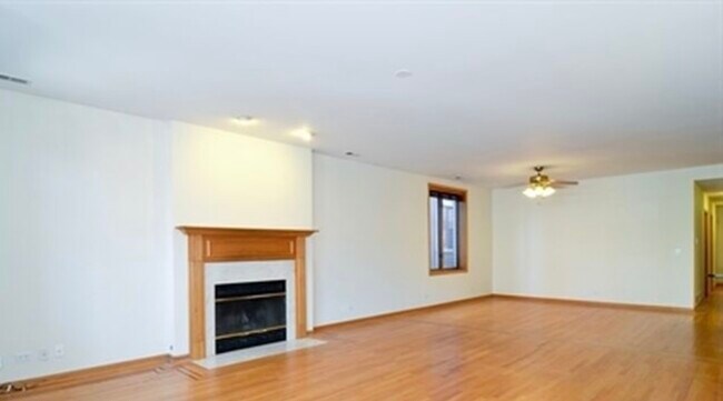 Foto del edificio - 2533 N Halsted St
