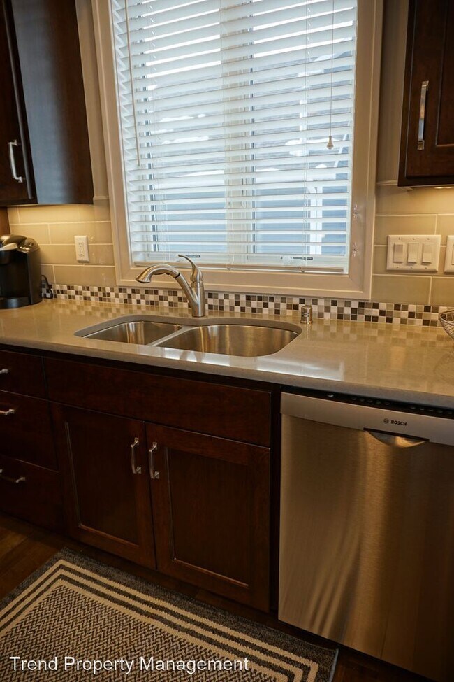 Building Photo - 5 br, 4 bath House - 3223 Woodstone Drive SW