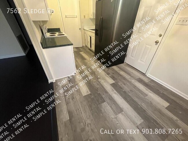 Foto del edificio - 7562 Sledge Rd
