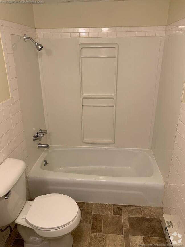 Apartments For Rent in Ashburnham MA with a Balcony 1 Rentals