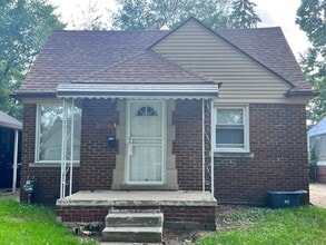 Building Photo - 20261 Glastonbury Rd