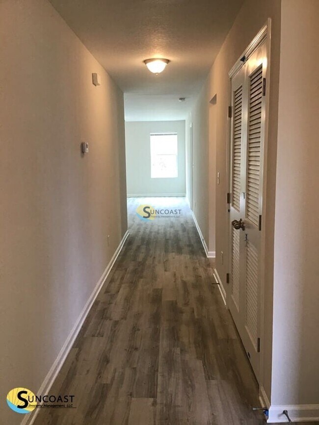 Foto del edificio - 7094 Plymouth Grove Ct