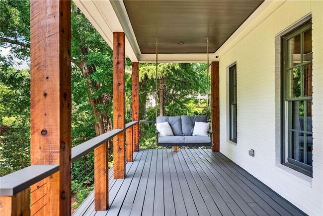 Building Photo - 3669 Cochise Dr SE