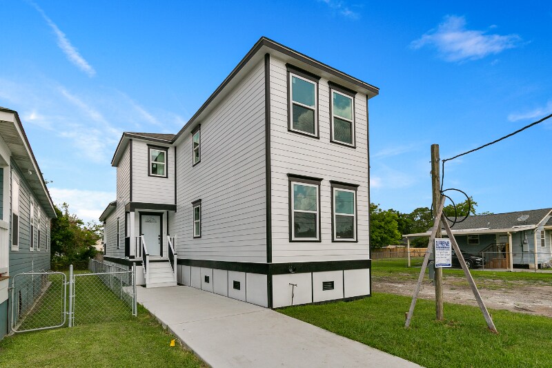Foto principal - 4536 Laine Ave