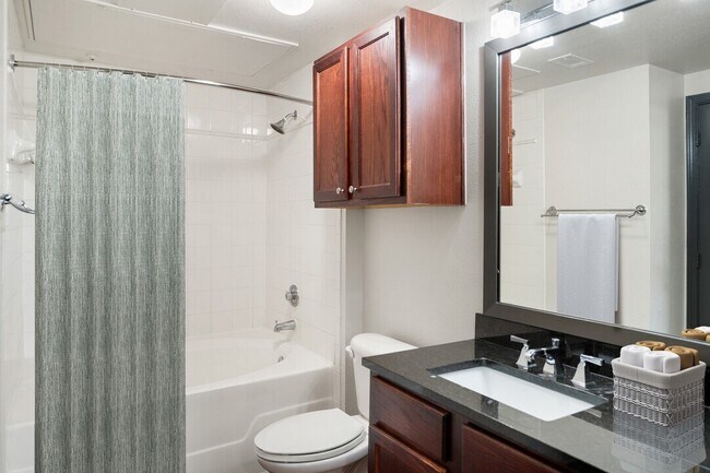 Foto del edificio - Save $500 and Get Your Fees Back at Move-In!